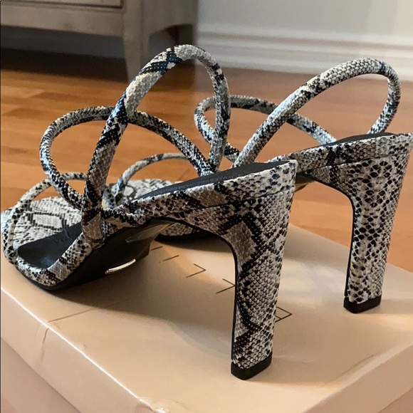 BILLINI SNAKE PRINT HEEL never worn - Picture 3 of 3